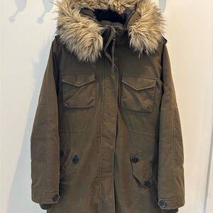 Aritzia Community Paradigm Parka Olive Green M